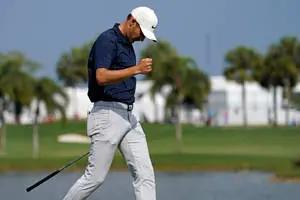 Aaron Wise Walking On Golf Course