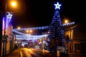 Cool Blue Outdoor Christmas Desktop