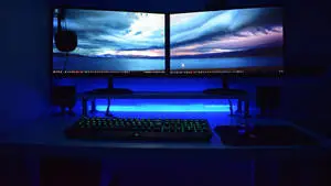Full HD Computer Desktop In The Dark
