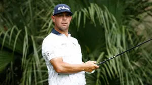 Gary Woodland Looking Up