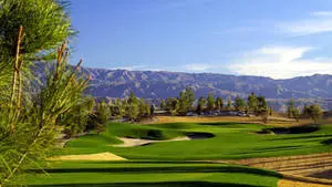 HD Golf Desktop Green Field With Slopes