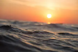 HD Waves Sunset Desktop