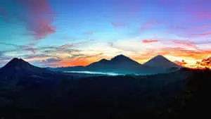 Mountain Laptop 1366 X 768