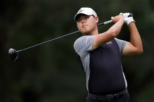 Si Woo Kim Golf Playing