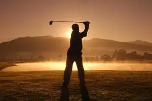 Silhouette Man Golfing Desktop