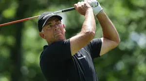 Accomplished Golfer Tom Lehman Perfecting His Swing