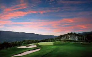 Ultra HD Golf Blue Red Sky